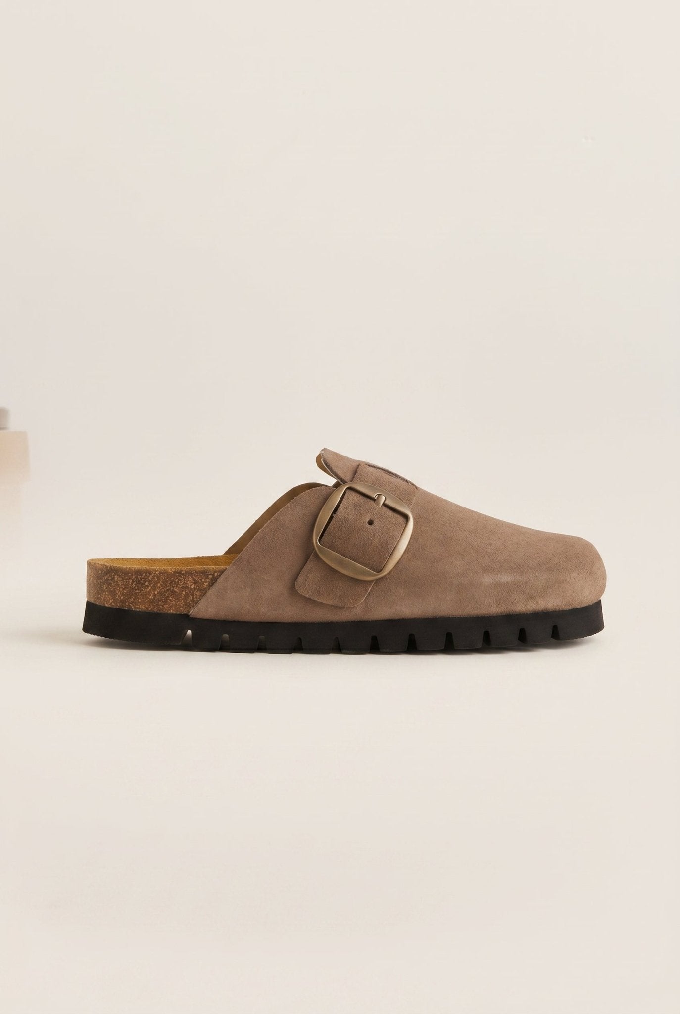 Zapatos cómodos tipo zueco - Ante marrón