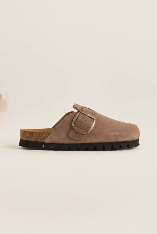 Zapatos cómodos tipo zueco - Ante marrón