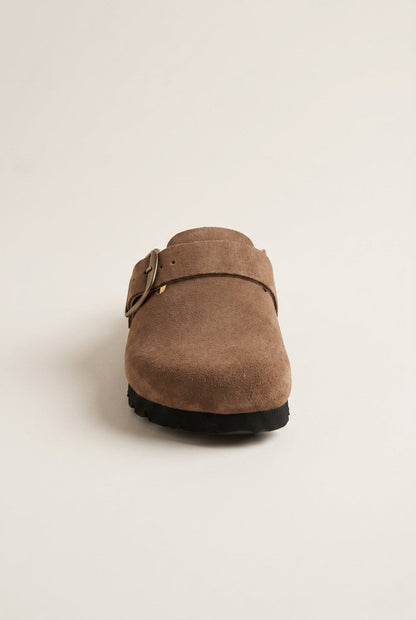 Zapatos cómodos tipo zueco - Ante marrón