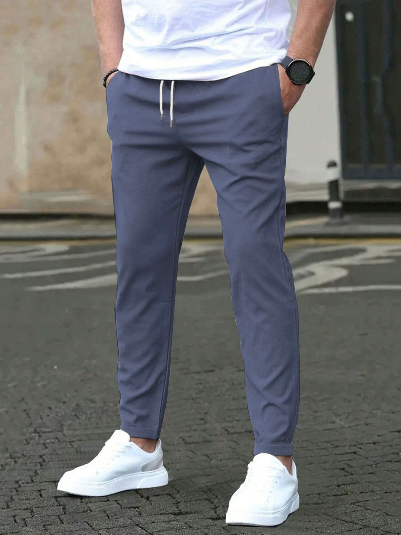 Performance Chinos