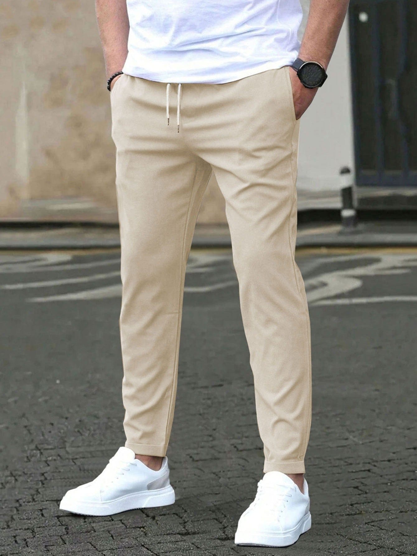 Performance Chinos
