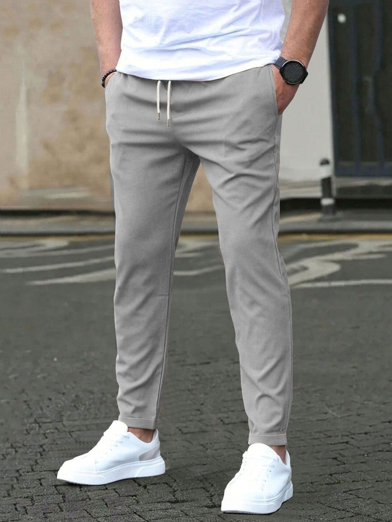 Performance Chinos