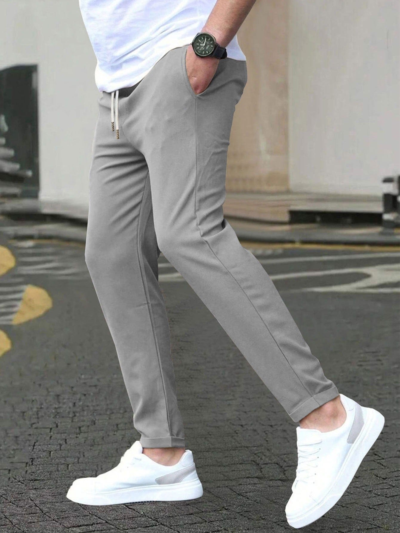 Performance Chinos