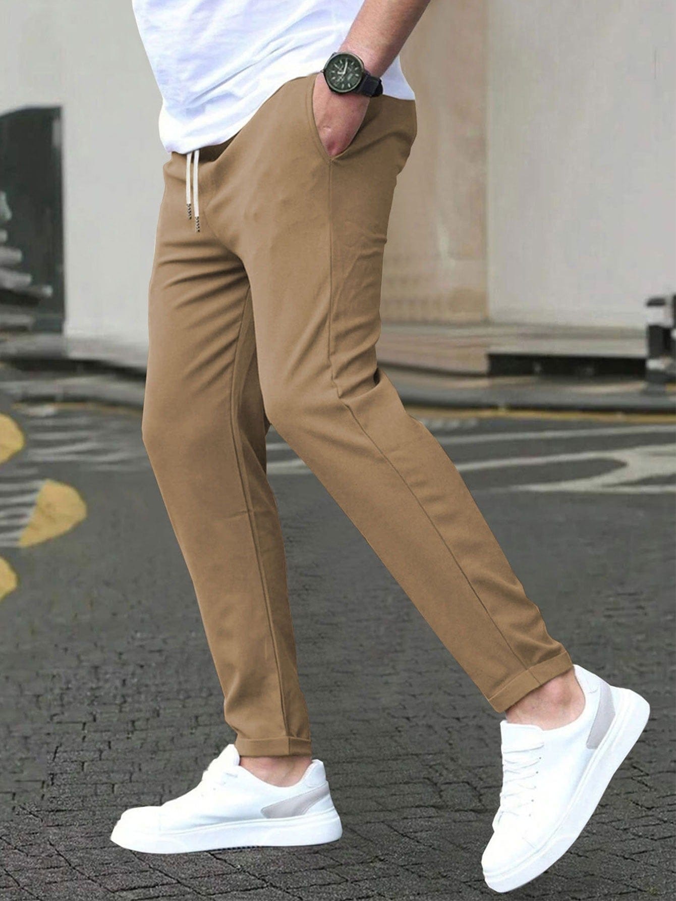 Performance Chinos